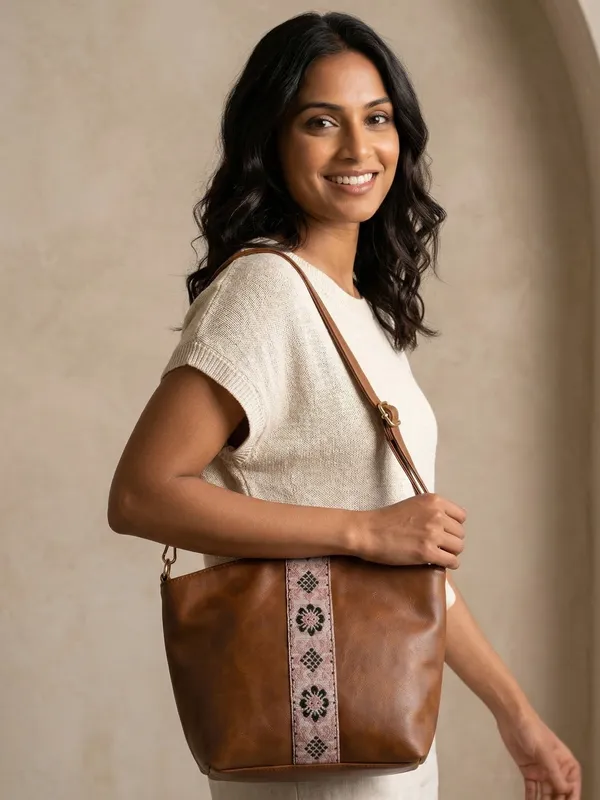 Brown_Boho_Embroidered_PU_Leather_Sling_Crossbody_Bag_for_Women