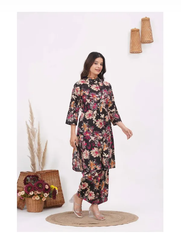 Black_Cotton_Floral_Print_Co-Ord_Set_For_Women