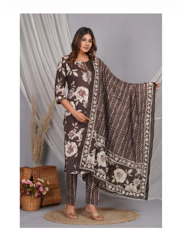 Grey_Cotton_Floral_Printed_Suit_Set_For_Women