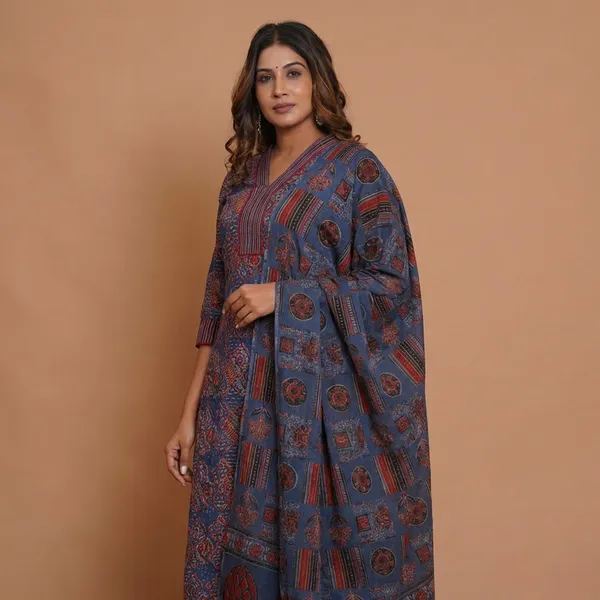 Blue_Cotton_Printed_Suit_Set_For_Women