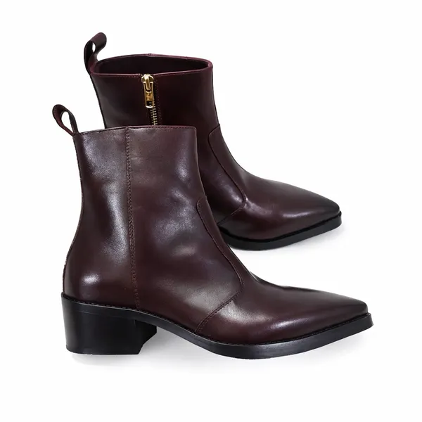 Brogan_Boots_Wine_Crest