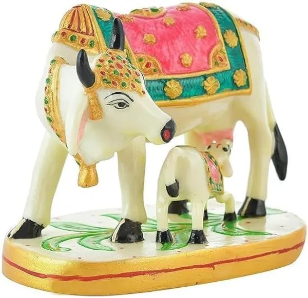 Earthen_Polyresin_Cow_And_Calf_Statue_Showpiece_Murti_For_Home_Office_Decorative_Gau_Mata_Sculpture_Idol_Size_7x4_Inch_White_Wedding