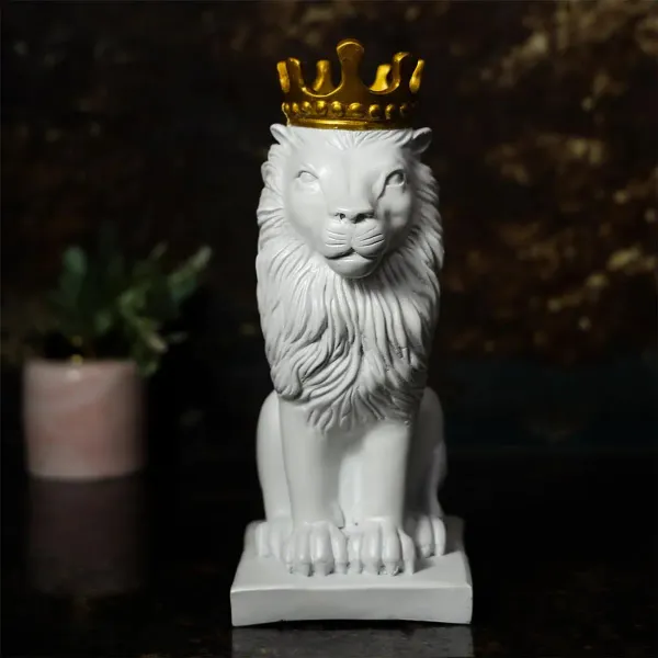 Pristine_White_Nordic_Regal_Lion_–_Handcrafted_Dual-Tone_Polyresin_Showpiece_with_Rose_Gold_Crown