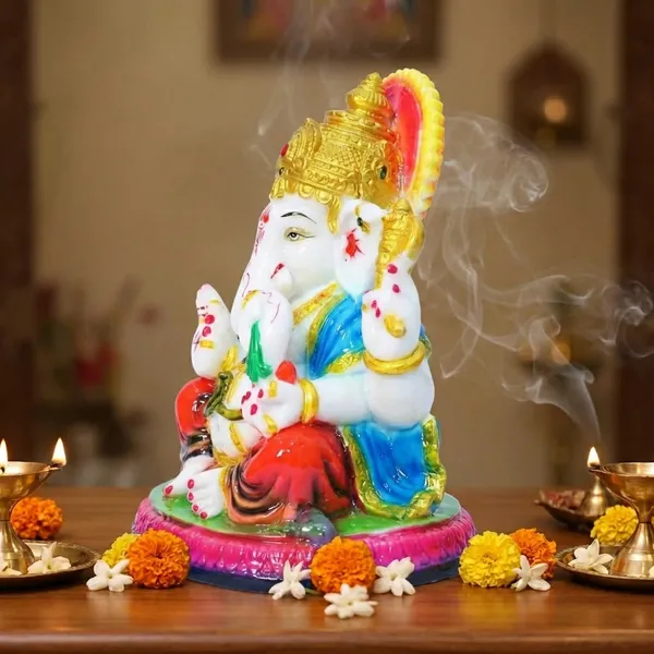 Resin_Glossy_Religious_Ganesha_Statue_For_Home_Decor