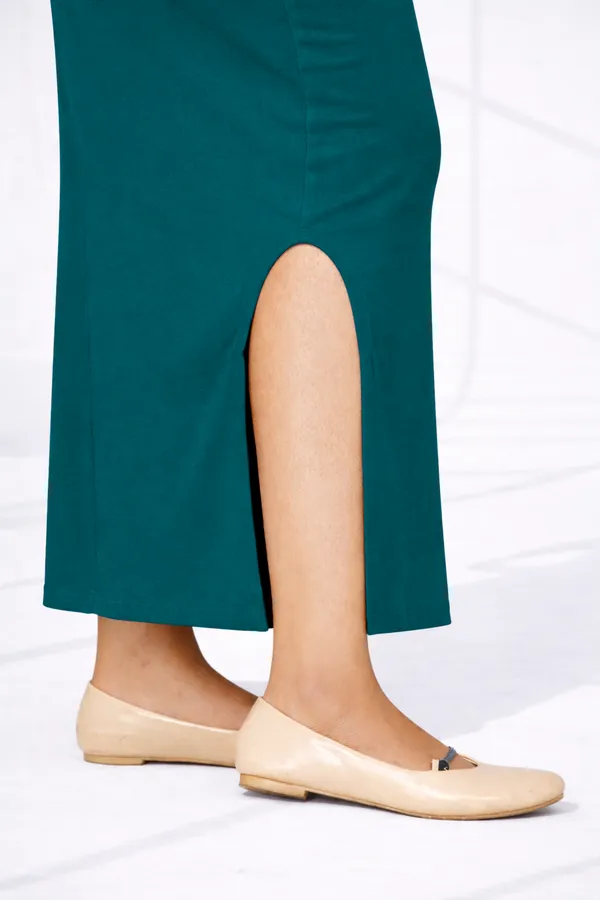 Buy_1_Get_1_Premium_Dark_Green_And_Grey_Cotton_Blend_Saree_Petticoat_For_Women_Stretchable_Fishcut_Shapewear_Underskirt