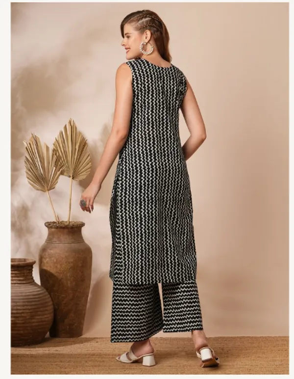 Black_Cotton_Blend_Premium_Anya_Kurti_Set_For_Women