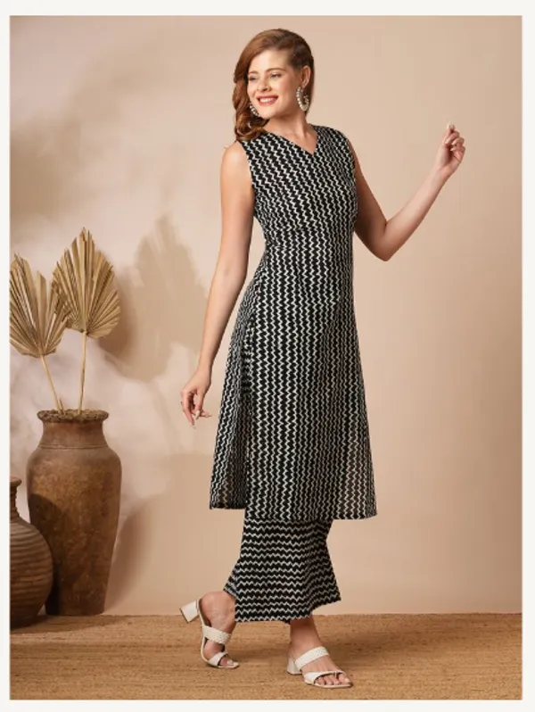 Black_Cotton_Blend_Premium_Anya_Kurti_Set_For_Women
