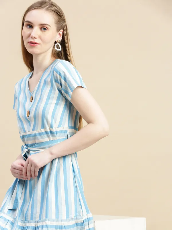 Blue_And_White_Cotton_Blend_Premium_Tina_Dress_For_Women