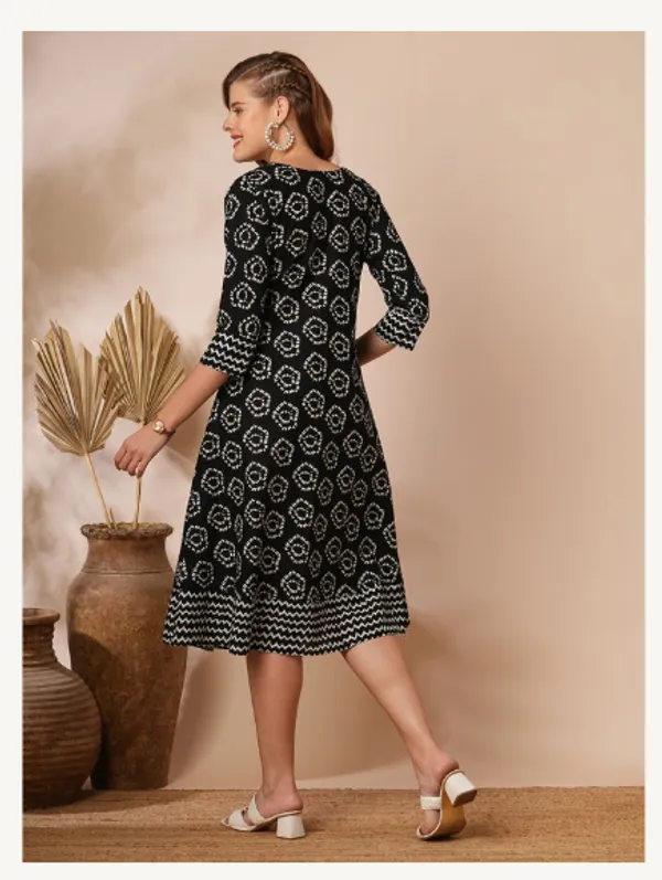 Black_Cotton_Blend_Premium_Saloni_Dress_For_Women