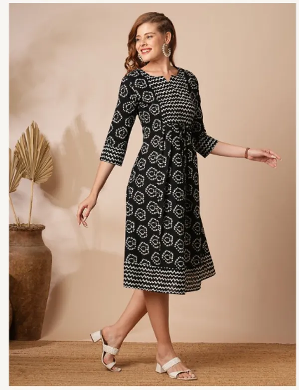 Black_Cotton_Blend_Premium_Saloni_Dress_For_Women
