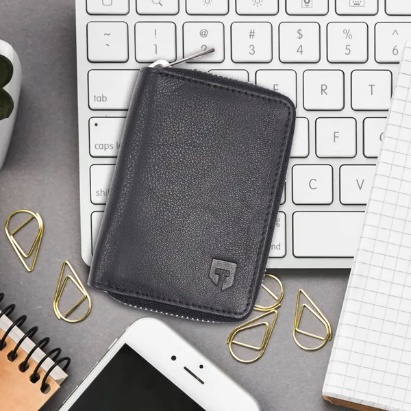Black_Premium_Genuine_Leather_Card_Holder_Wallet_For_Men