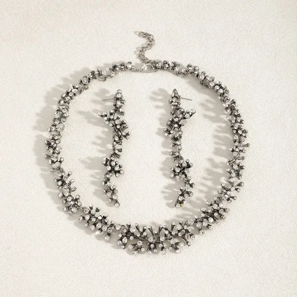 Silver_Vintage_Silver_Crystal_Branch_Collar_Necklace_And_Linear_Drop_Earring_Set