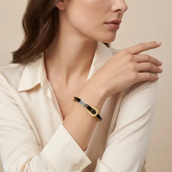 Elegant_Gold_Tone_Belt_Buckle_Bracelet_For_Women