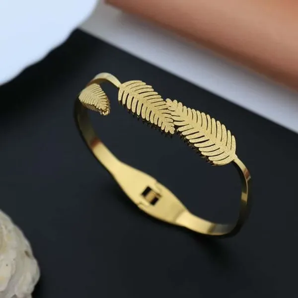 Golden_Feather_Design_Cuff_Bracelet_For_Women