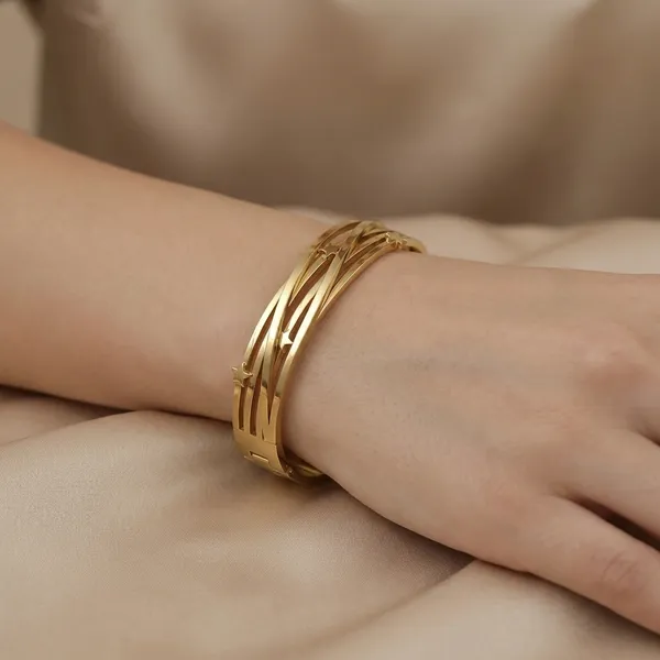 Elegant_Gold_Toned_Multilayer_Bangle_Bracelet_For_Women