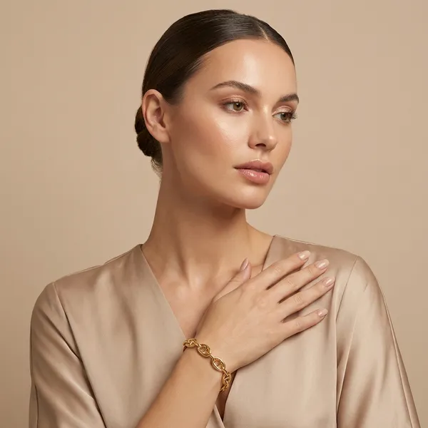 Gold_Toned_Chain_Link_Premium_Bracelet_For_Women