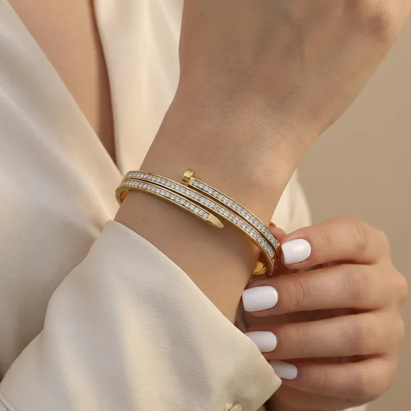 Gold_Tone_Nail_Bangle_Bracelet_With_Crystal_Embellishments_For_Women