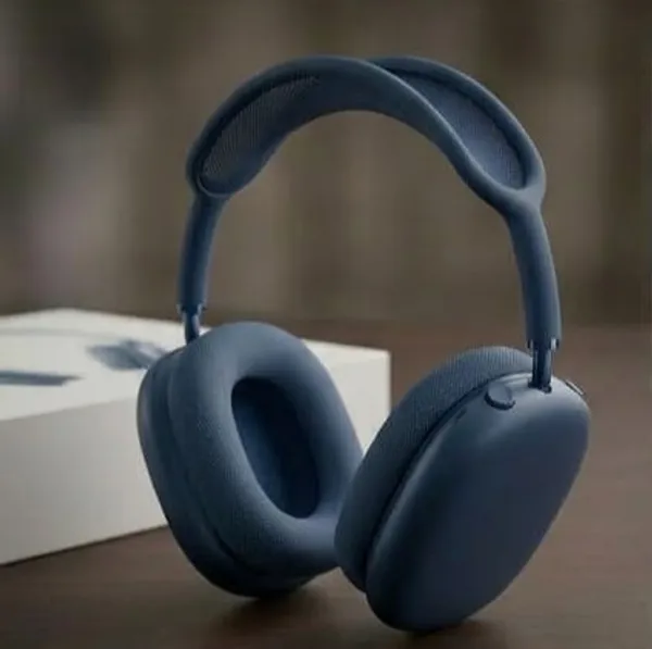 Black_Premium_Over_Ear_Wireless_Headphones_With_Active_Noise_Cancellation