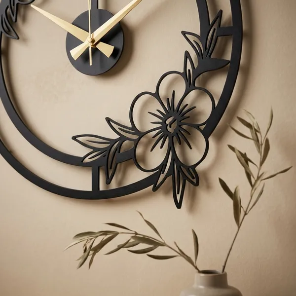 Decorative_Floral_Wall_Clock_-_Black_Metal_Frame_With_Gold_Hands