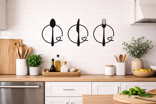 Elegant_Spoon,_Knife_&_Fork_With_Heart_Icon_-_Minimalist_Dining_Set