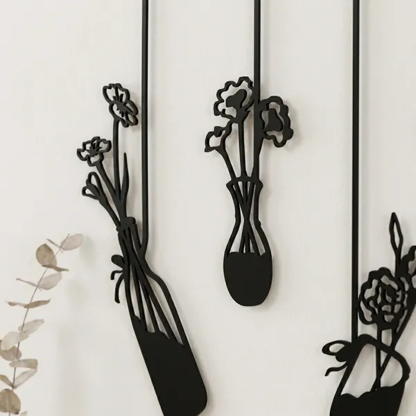 Decorative_Metal_Wall_Art_-_Hanging_Flower_Vases_With_6_Bottles