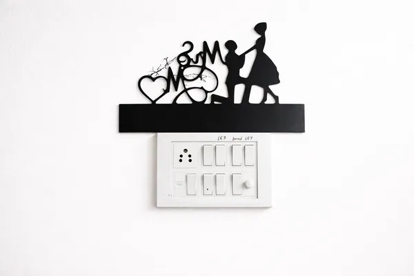 Romantic_Couple_Metal_Wall_Art