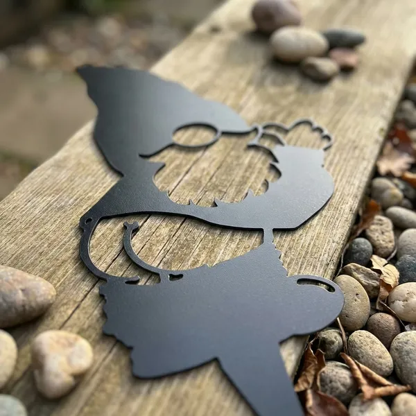 Decorative_Garden_Gnome_Metal_Wall_Art_Silhouette