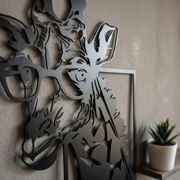 Metal_Wall_Art_-_Giraffe_In_Frame_Design