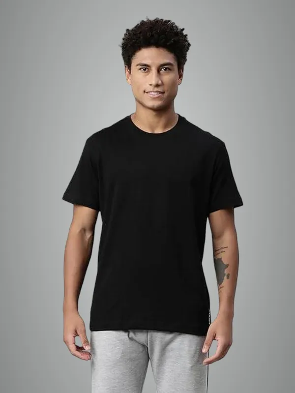 Black_Premium_Lycra_T_Shirt_For_Men