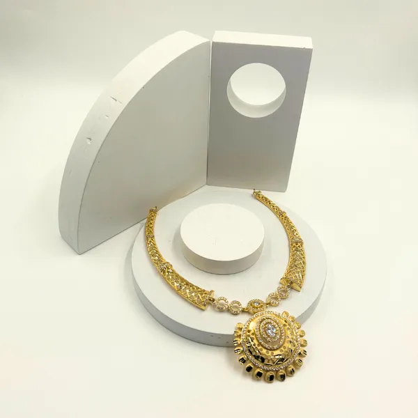 Gold_Neckless_Set_For_Women