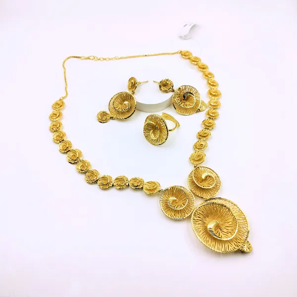 Gold_Neckless_Set_For_Women