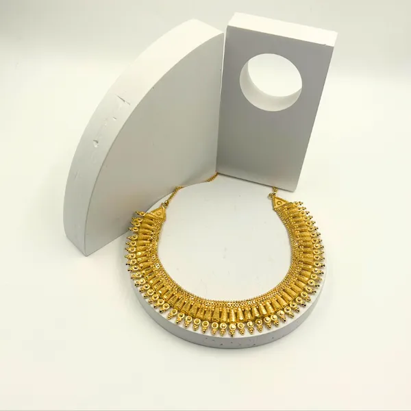 Gold_Neckless_Set_For_Women