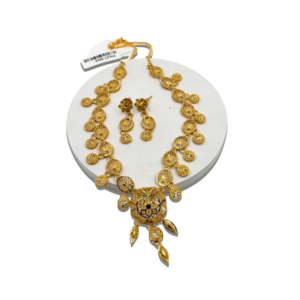 Gold_Neckless_Set_For_Women
