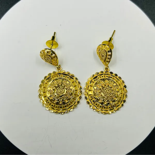 Gold_Neckless_Set_For_Women