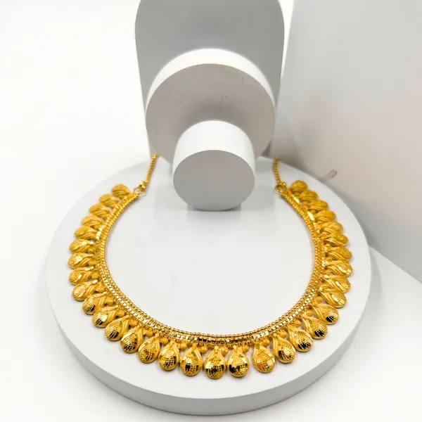 Gold_Neckless_Set_For_Women