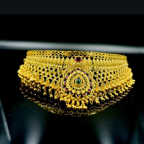 Gold_Neckless_Set_For_Women