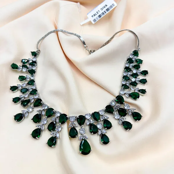 Green_Ad_Neckless_Set_For_Women