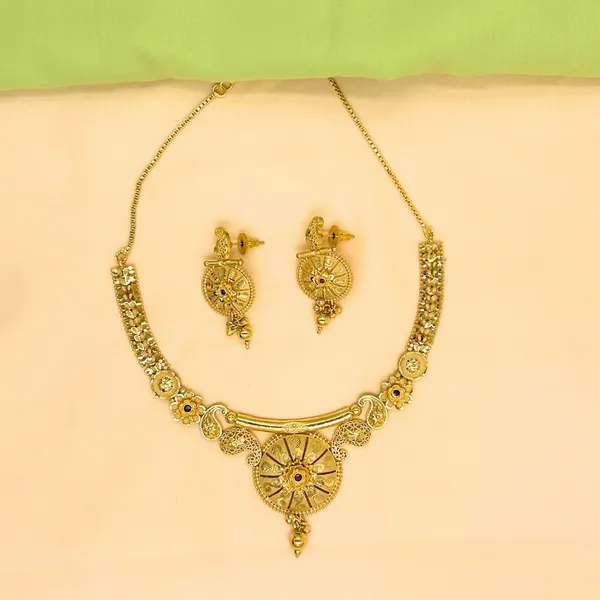 Gold_Neckless_Set_For_Women