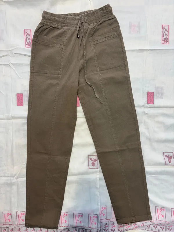 Olive_Hosiyari_Cotton_Stylish_Pant_For_Women