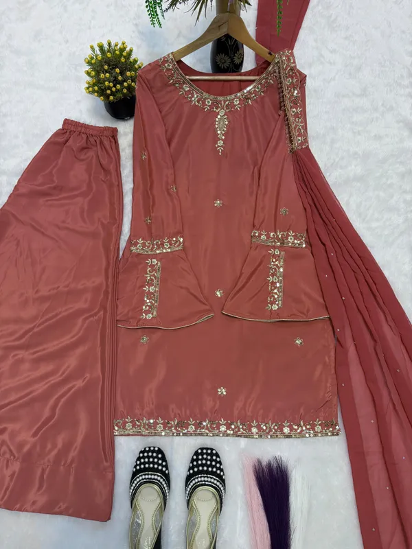 Rose_Pink_Embroidered_Silk_Salwar_Kameez_Suit_Set_With_Dupatta