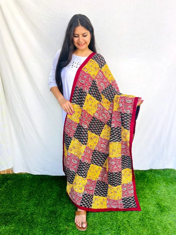 Yellow_Cotton_Premium_Dupatta_For_Women
