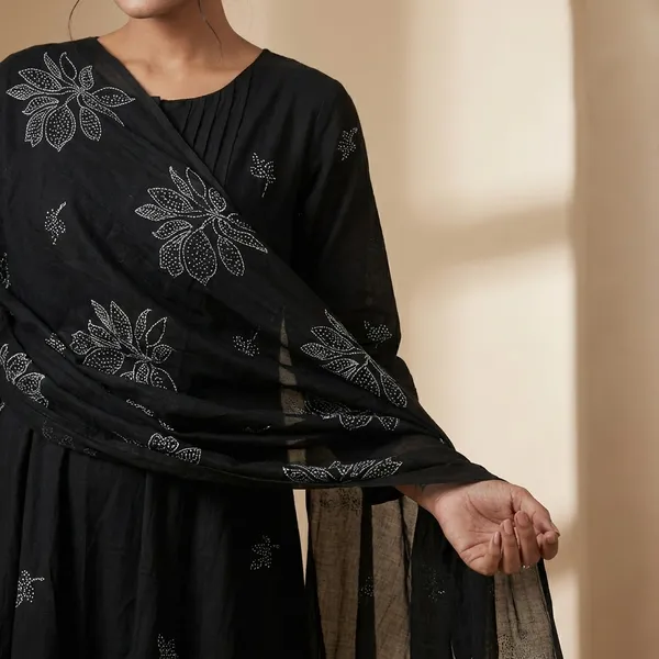 Black_Cotton_Embroidery_Floral_Printed_Long_Straight_Kurti_With_Pant_And_Dupatta_Set_For_Women
