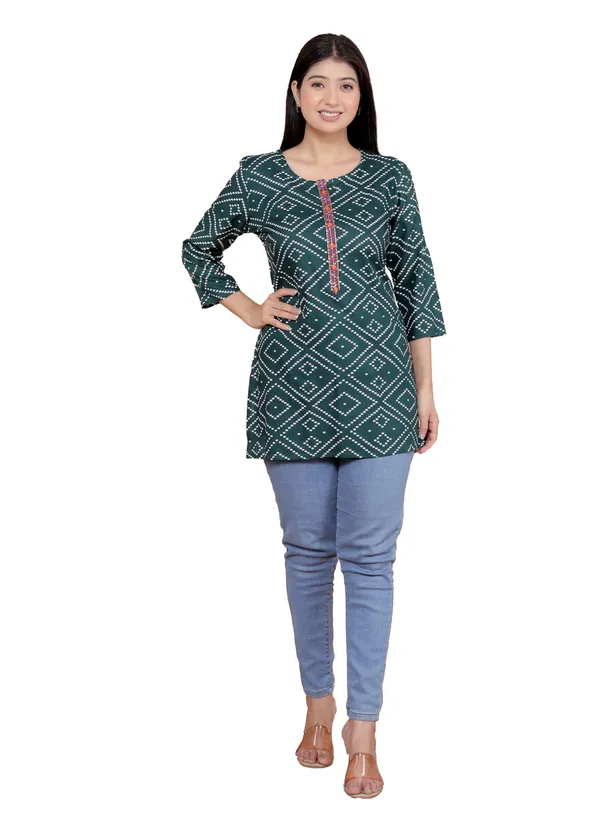 Green_Bandhej_Printed_Straight_3/4Th_Sleeves_Kurti_Perfect_For_Casual,_Formal,_And_Ethnic_Wear_For_Women