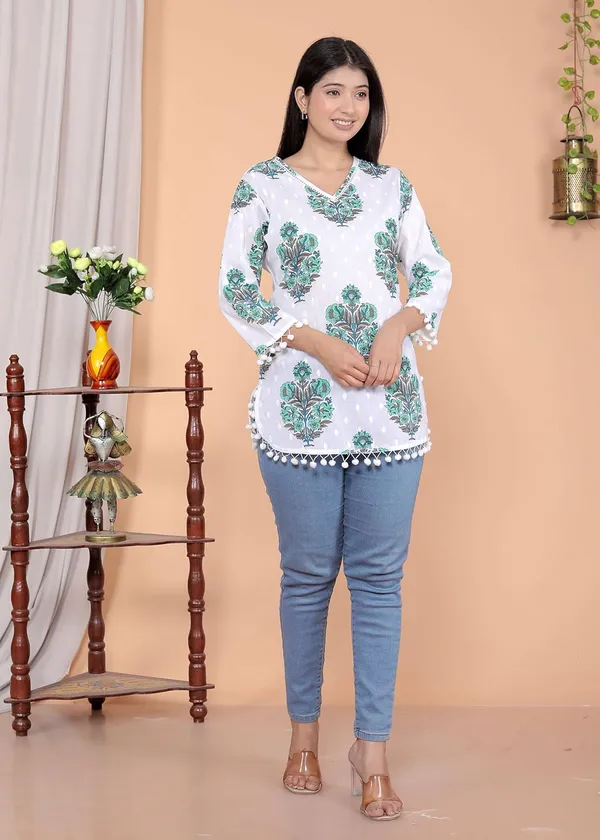 White_Floral_Printed_Straight_3/4Th_Sleeves_Kurti_Perfect_For_Casual,_Formal,_And_Ethnic_Wear_For_Women