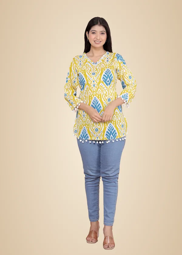 Yellow_Geometric_Printed_Straight_3/4Th_Sleeves_Kurti_Perfect_For_Casual,_Formal,_And_Ethnic_Wear_For_Women
