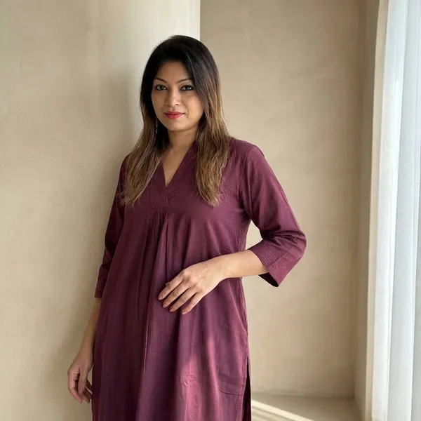 Maroon_Cotton_Plain_Cord_Set_A-Linen_Straight_Kurti_With_Pant_For_Women