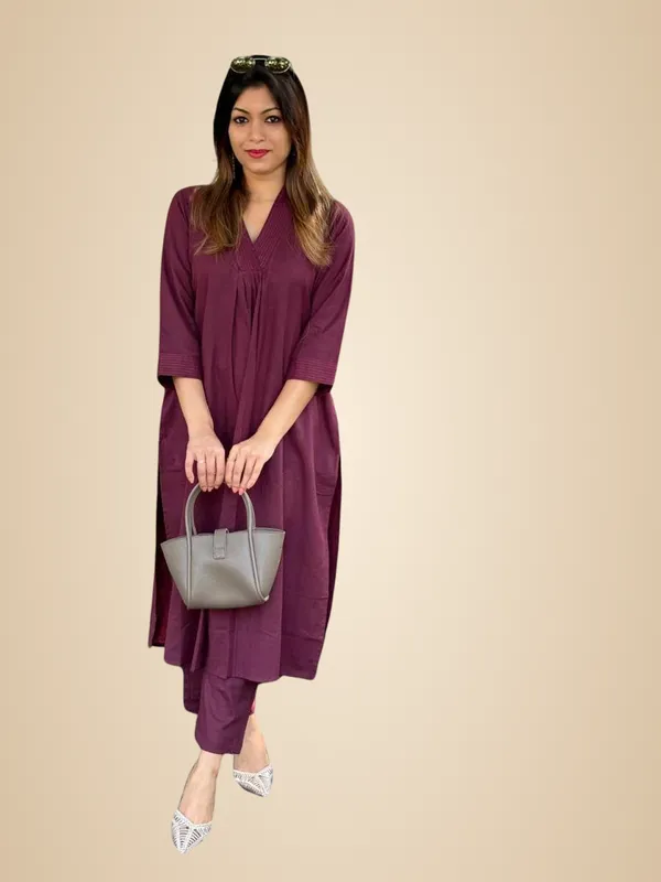 Maroon_Cotton_Plain_Cord_Set_A-Linen_Straight_Kurti_With_Pant_For_Women