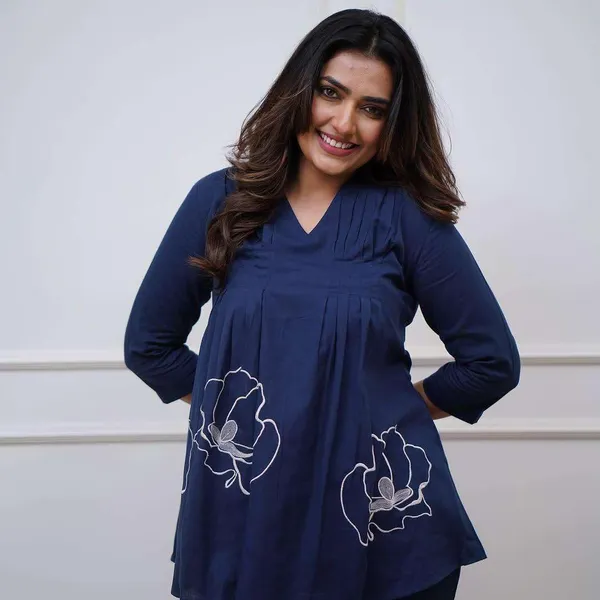 Navy_Blue_Cotton_Rose_Printed_Short_Anarkali_Kurta_With_Pant_Cord_Set_For_Women