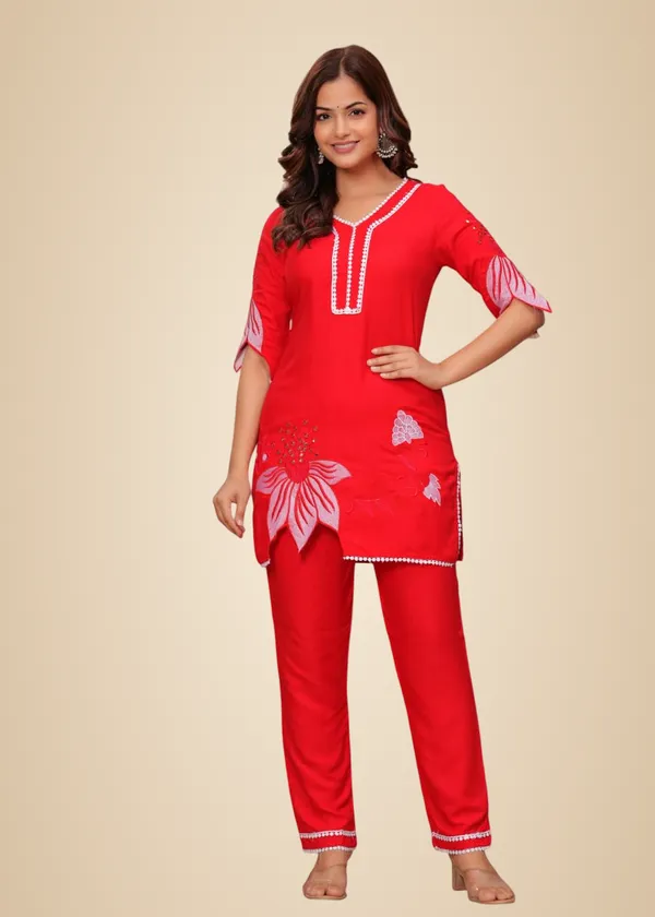 Red_Cotton_Floral_Printed_Short_Straight_Kurti_With_Pant_For_Women