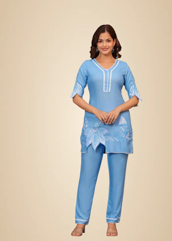 Sky_Blue_Cotton_Floral_Printed_Short_Straight_Kurti_With_Pant_For_Women